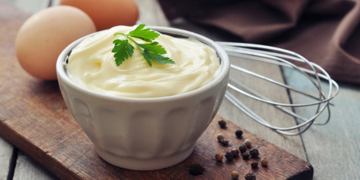 Calories In Mayo: Full Nutrition Breakdown