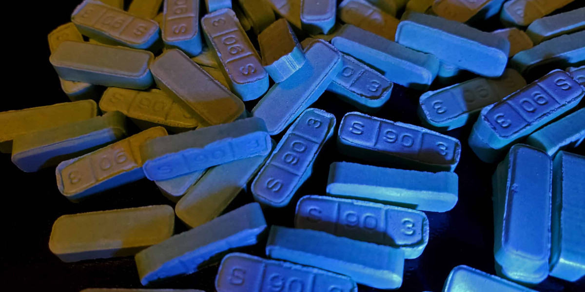 Blue Xanax Bars Explained: Identification, Strength, and Warnings