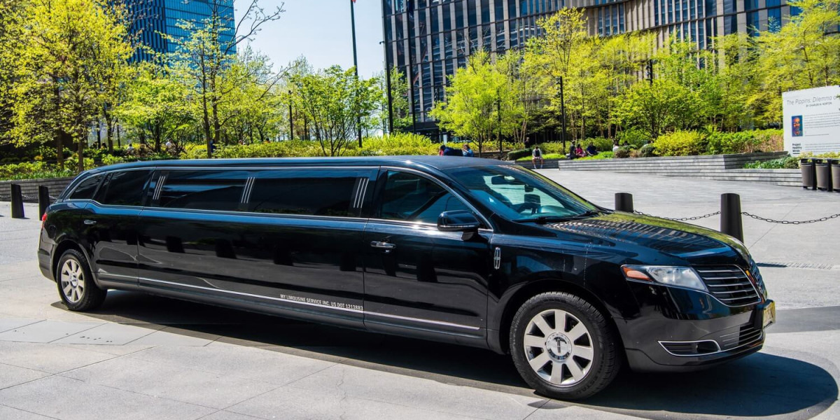 Luxury Limousine Services Experience in Thousand Oaks