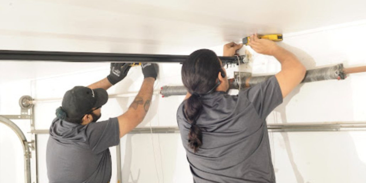 A Complete Guide to Emergency Garage Door Repair in Las Vegas, NV