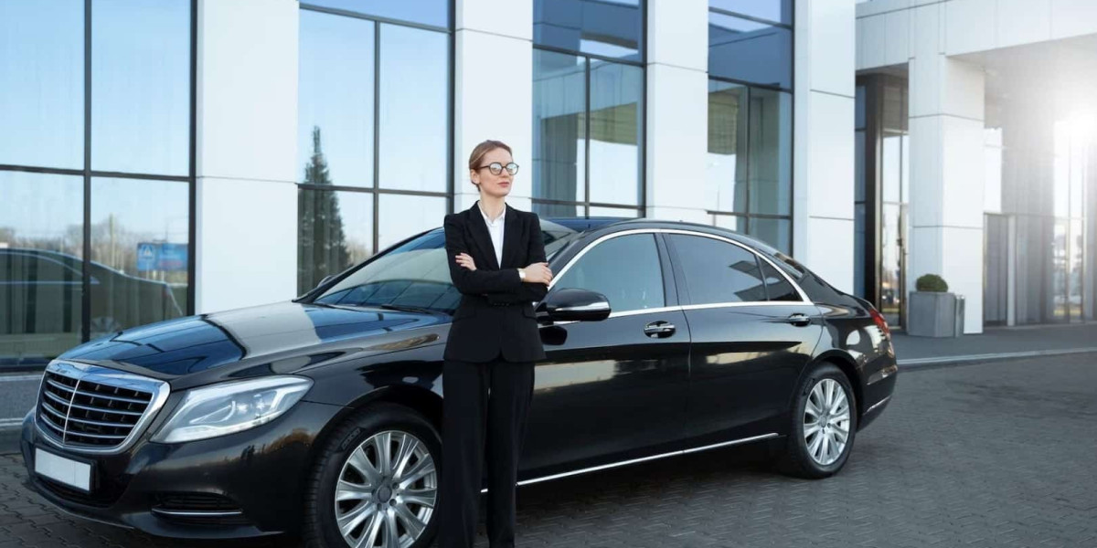 Benefits of Using Chauffeur Services in Thousand Oaks
