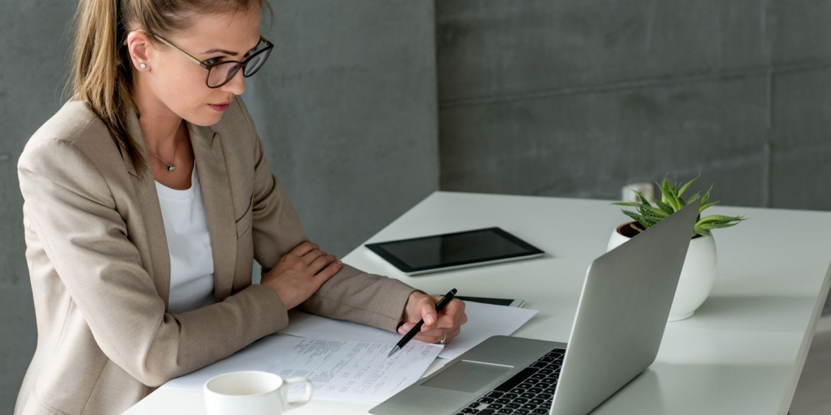 Why Businesses Choose a Web Design Company Cardiff