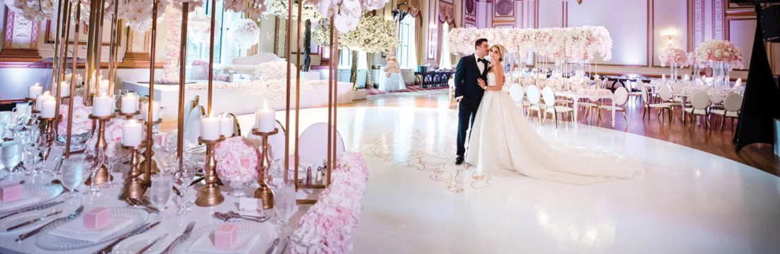 InStyle Floor Wraps Cover Image