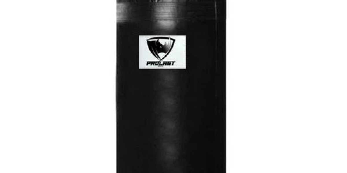 Top Benefits of Choosing a Durable Heavy Punching Bag for Your Training Setup