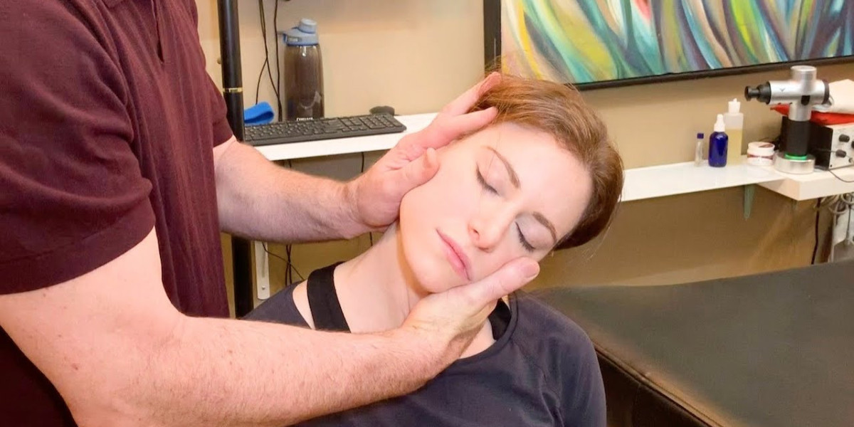 Chronic Neck Pain: Causes and Treatments in Dallas