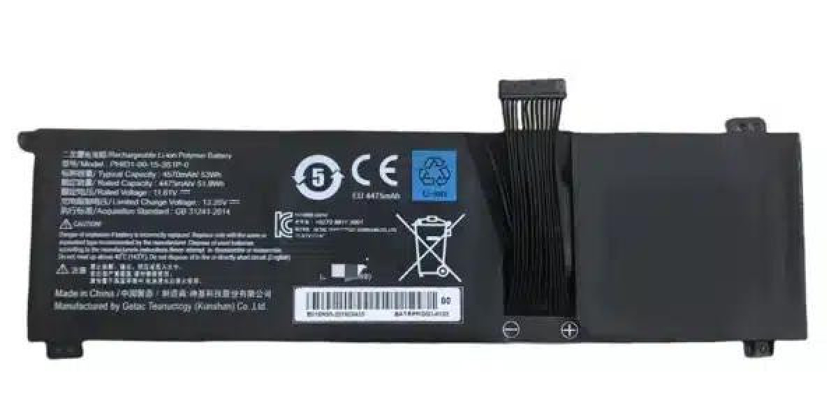 ノートパソコンのバッテリーはどれくらい持ちますか？