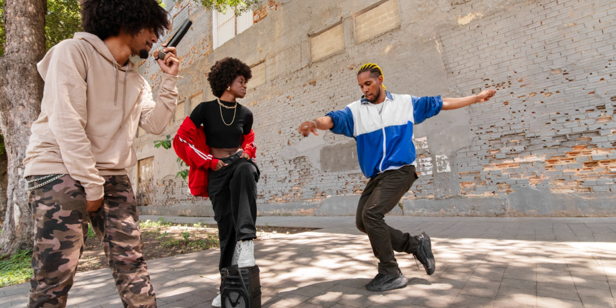 Drippy Clothing: The Ultimate Style Guide for Gen Z & Gen Alpha’s Hottest Fashion Trends