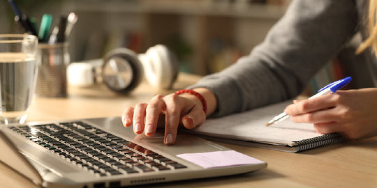 How Online Exams Are Transforming Modern Education and Student Learning Habits