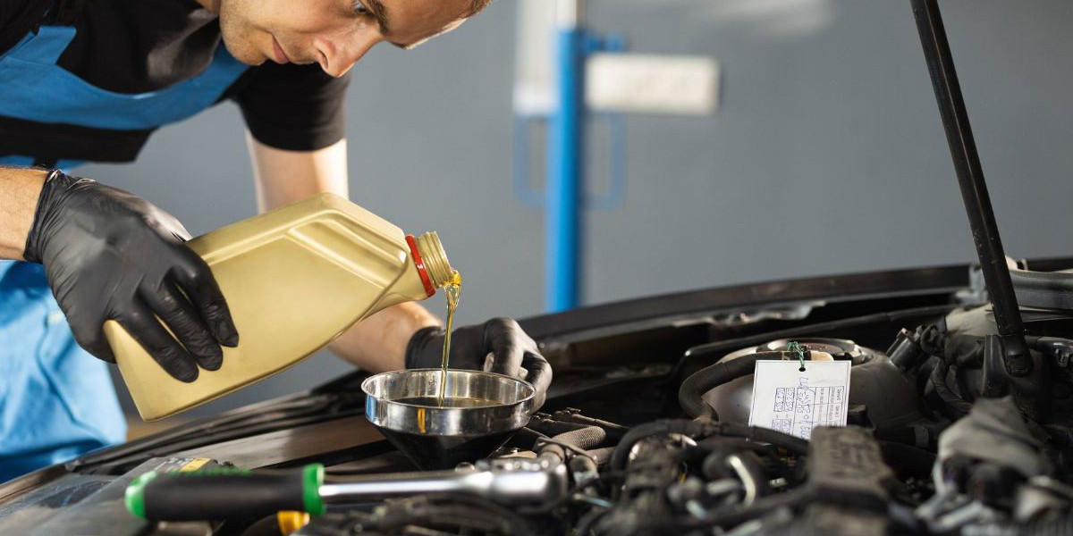 Oil Change Service in Charlotte NC: Why South Charlotte Automotive Is the Smartest Choice for Protecting Your Engine